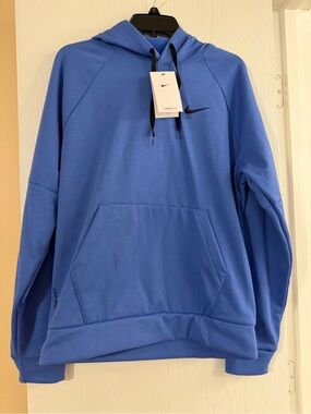 Nike Therma-FIT pullover hoodie features striking comet blue size small